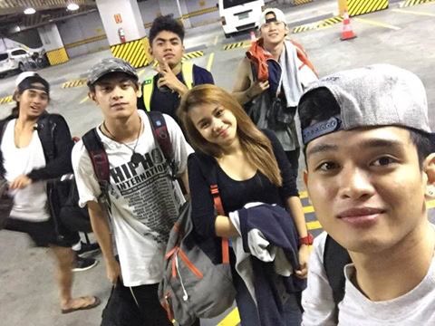 LGDMOfficial's tweet photo. LGDM @ Unang Hirit. https://t.co/J9nUFvIVpk