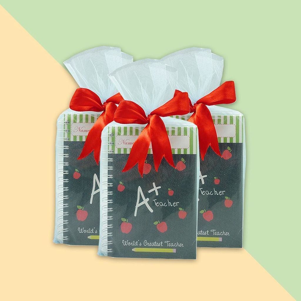 Charncollgifts's tweet photo. It's the graduation season, prepare these gift for the best teachers. Thank you for planting the seeds of knowledg… https://t.co/OjxLP8wnTd https://t.co/SVe8f2gb1h