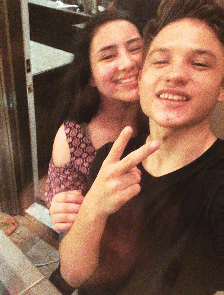 maritzxjasso's tweet photo. happy birthday fuck boy!! 😂 miss you chingos, you needa come back already. hope you have a good one chea, love you 💖 #YCML https://t.co/5xqsWKPgDg