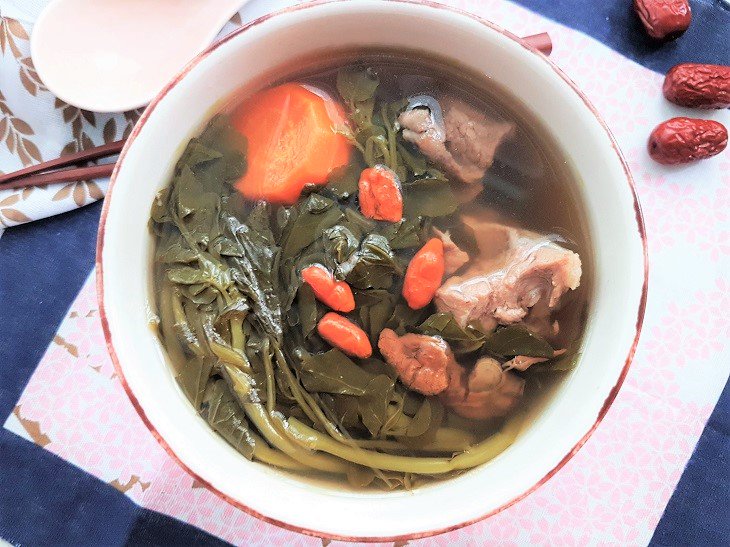 souperdiaries's tweet photo. Nutritious, #tasty and '#cooling' Chinese #watercress #soup. 
Recipe @ https://t.co/fQkE3rG1mJ 
#Chinesefood #nom #comfortfood https://t.co/zomchAbj85