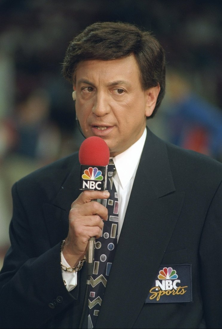 Happy Birthday to Marv Albert who turns 76 today! 