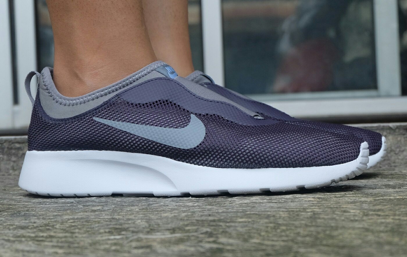Nike tanjun slip on womens sale
