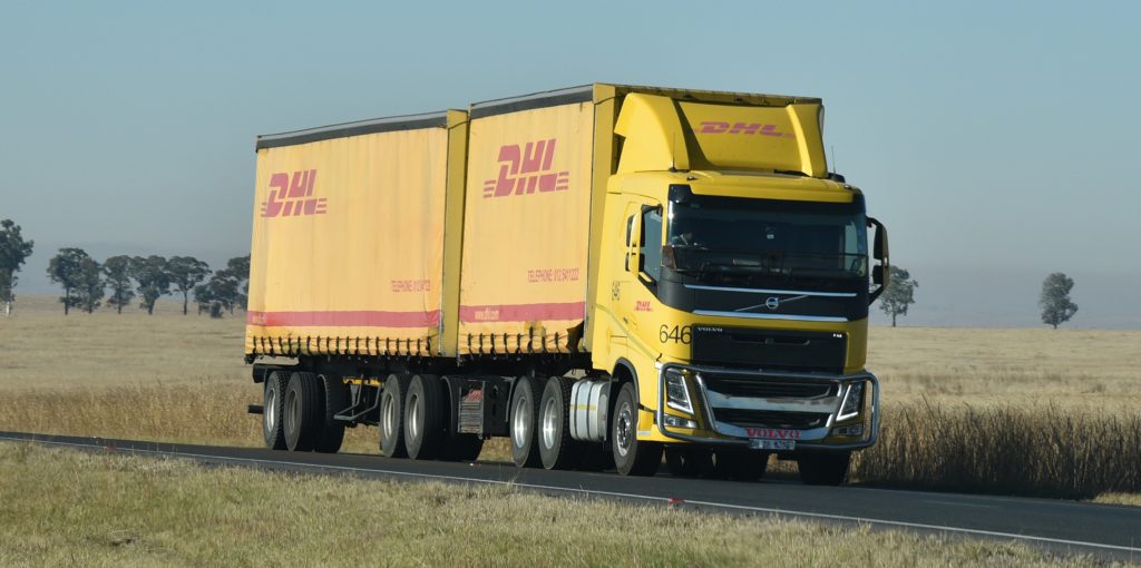 _ArriveAlive's tweet photo. Trucking industry rises to help Knysna https://t.co/DRirwuCpg2 @FleetWatchCC #KnysnaFire @TruckAndFreight @DHLAfrica https://t.co/DZYzeo9AkU