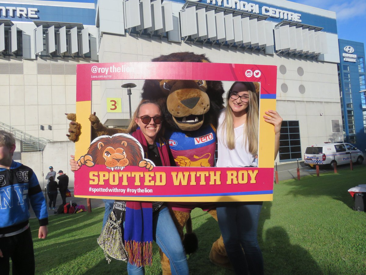 roythelion's tweet photo. Get your photo taken with me on Saturday? π¦ #SpottedWithRoy
Take a look at the full gallery - https://t.co/Co2XWpeB5u https://t.co/W7TZSoIETd