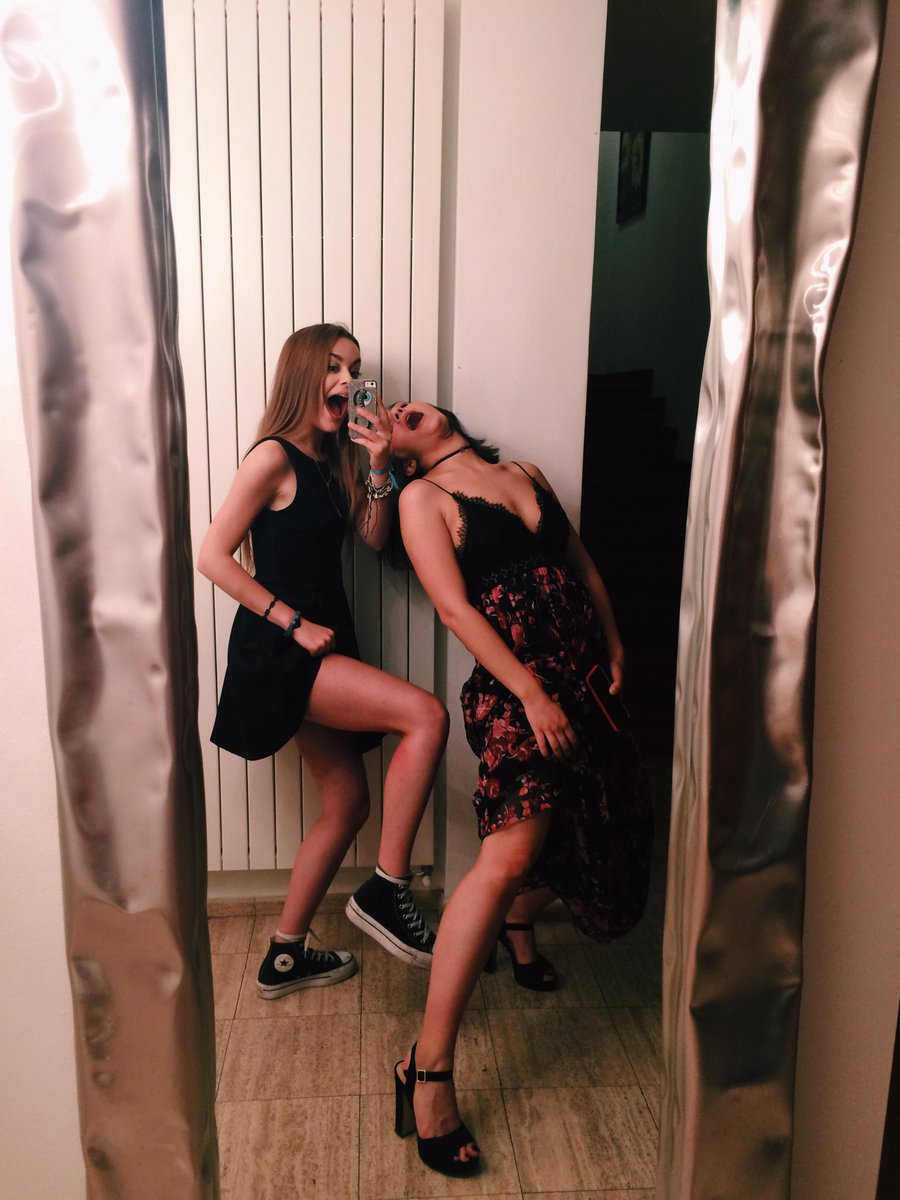 LucreziaCaprara's tweet photo. Birthday girl ππ₯ #18ali https://t.co/xR6oRZc6J5