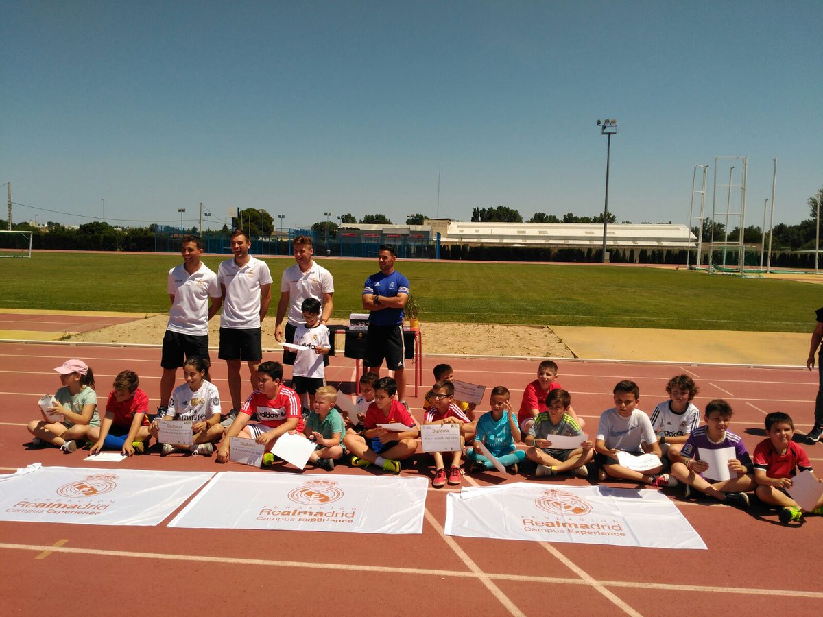 Cefrm_Aragon's tweet photo. Resumen de las puertas abiertas del #CampusExperience Aragón el sábado 10. ¡Recuerda! Del 3 al 7 de julio. https://t.co/hZm6yDIPRM https://t.co/Nd7CXjtaDj