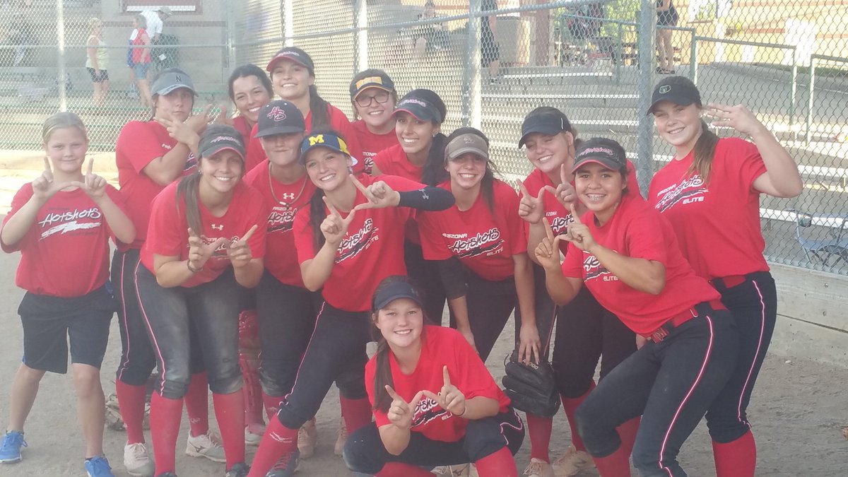 kellirausch's tweet photo. They never gave up! Loved my weekend in Colorado with these girls! #pgfberth https://t.co/84NwHUyODt
