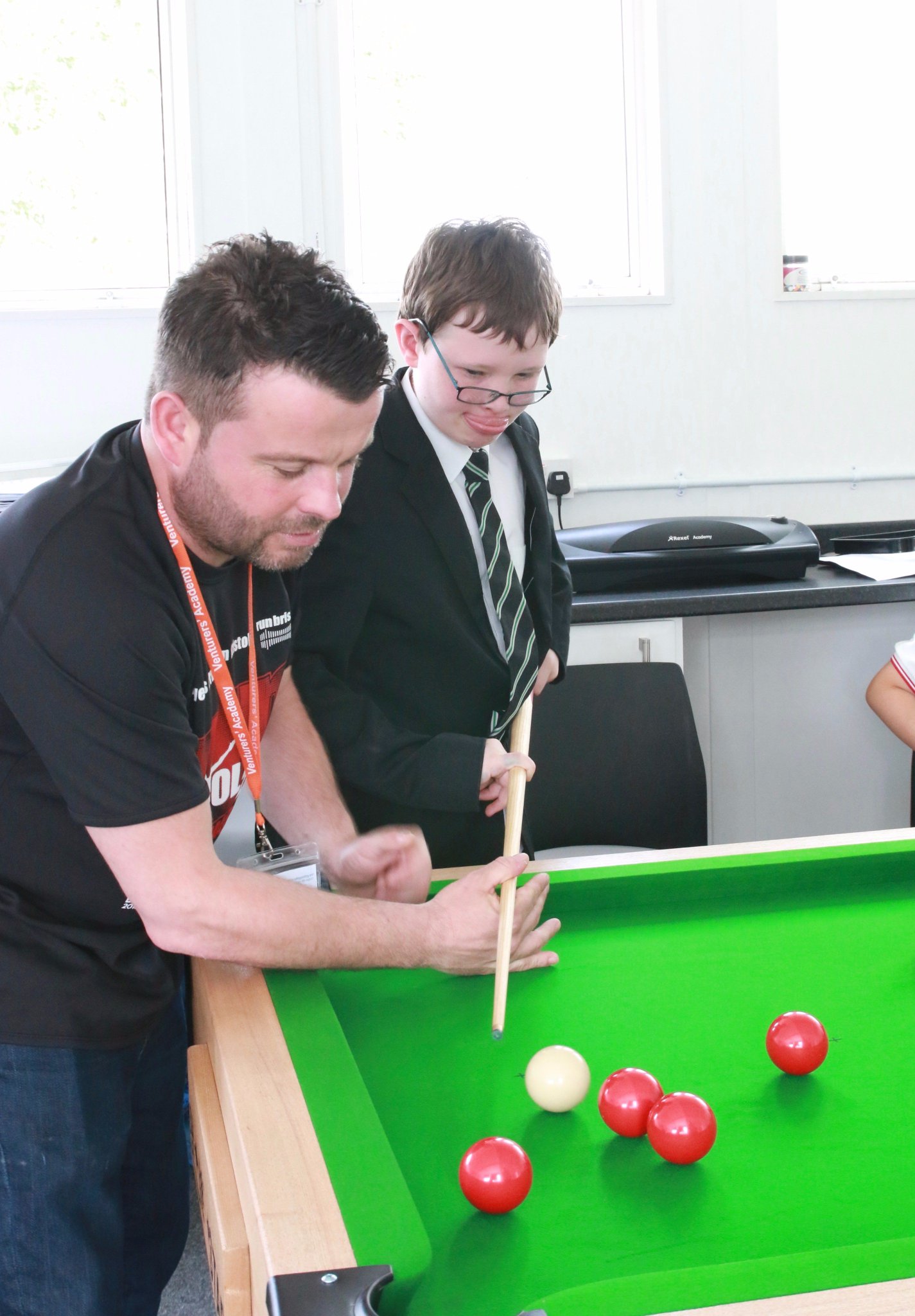 X/ Venturers Academy در X «Boys Club this week learned how to hold a snooker cue and tried out the Academys new donated snooker table #Snooker https//t.co/KQhBE4GtAn 