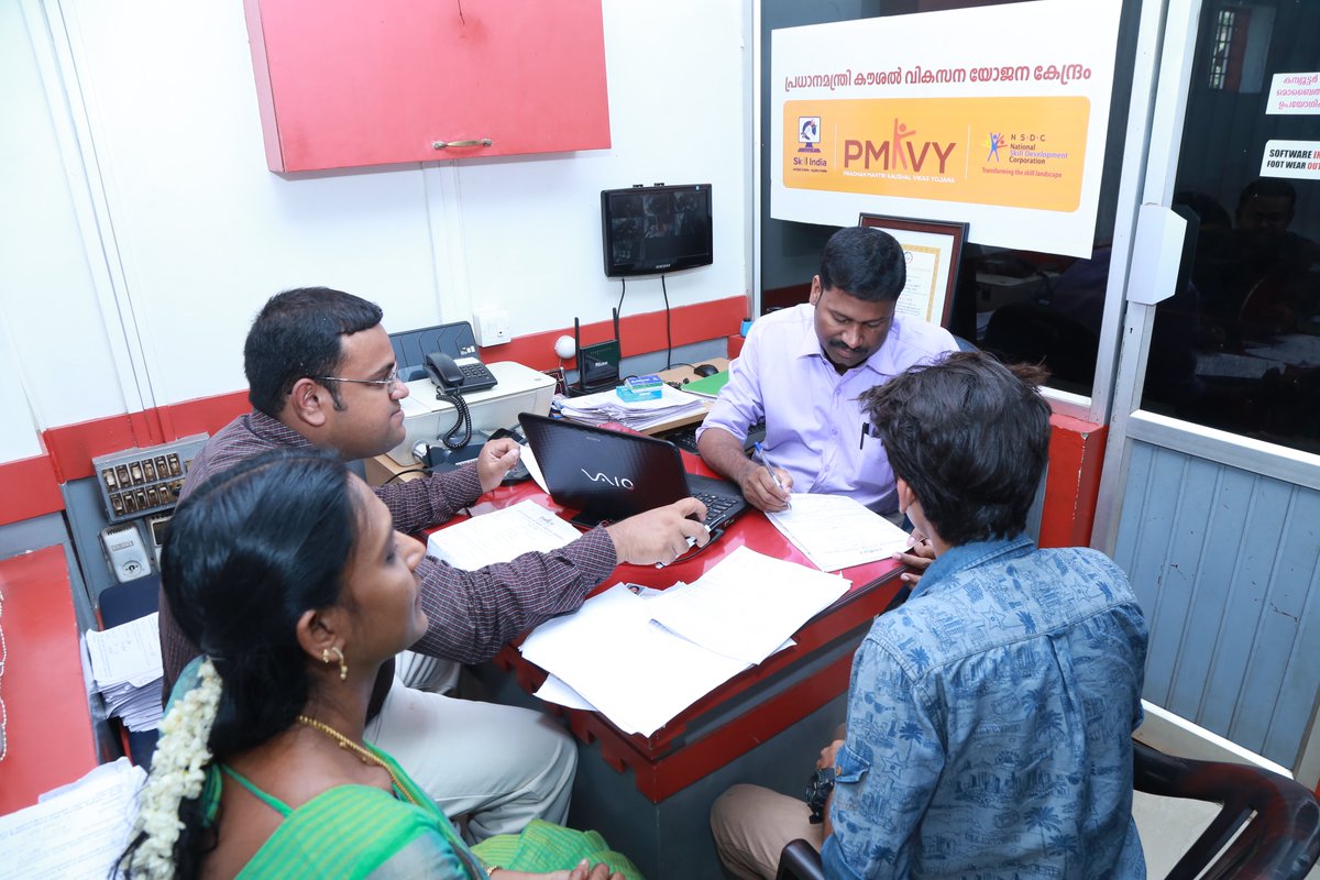 santhi_systems's tweet photo. @Premiershield77 @santhi_systems . Candidate counselling @PMKVY_ #SkillIndia #PMKVY #NSDC @RajivPratapRudy https://t.co/42SuyfIVpt