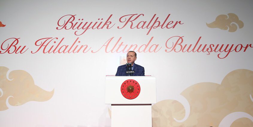 tcbestepe's tweet photo. "Kızılay, Kendi Alanında Dünyanın Önde Gelen Kuruluşlarından Birisidir” https://t.co/bzPQm5WFfI https://t.co/mGM8upZD80