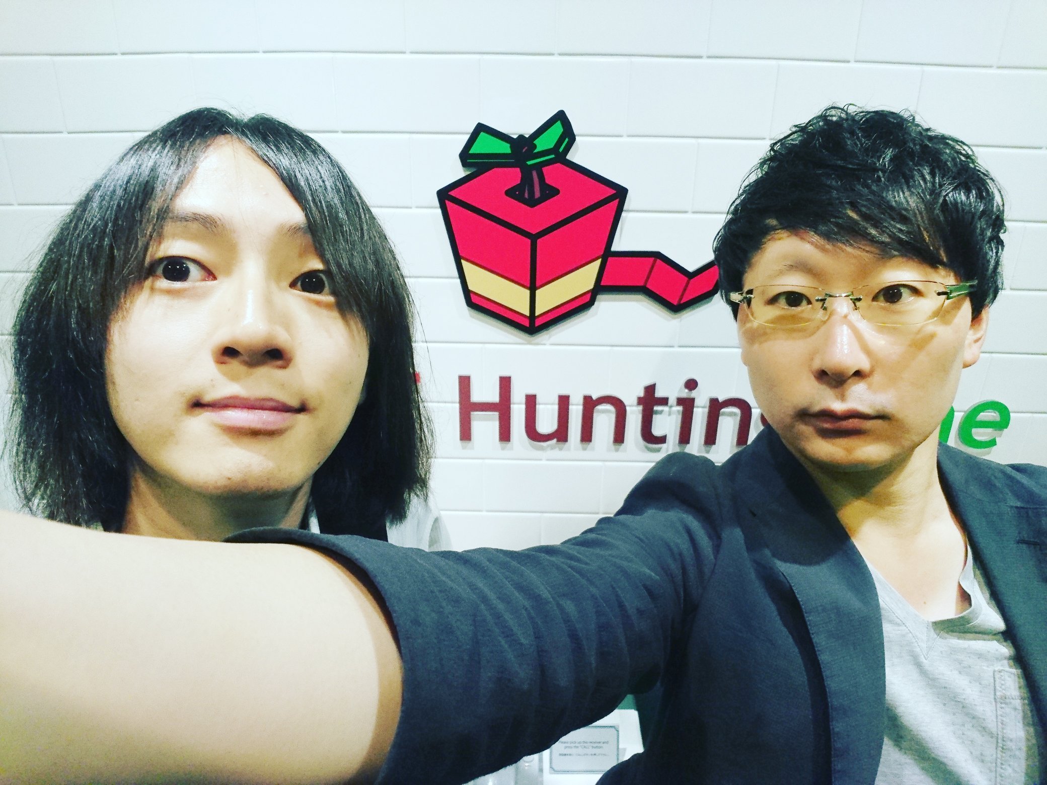 松本 剛 仕事も兼ねて ピーピングライフの森監督に久々に会って来ました 活躍するジャンルは違うけど いい話が出来ました 遅れたけど 新事務所移転祝いはちゃんと贈ります ま これからも宜しくな相棒 ピーピングライフ ドンドラ 森りょういち
