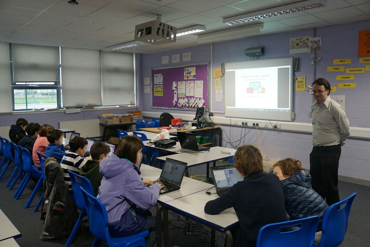 GeekyKidsUK's tweet photo. #Codecamps allow the children to apply their knowledge to coding tasks. Longer 3 hour sessions allow us to create some really cool programs! https://t.co/B7YMcgivUH