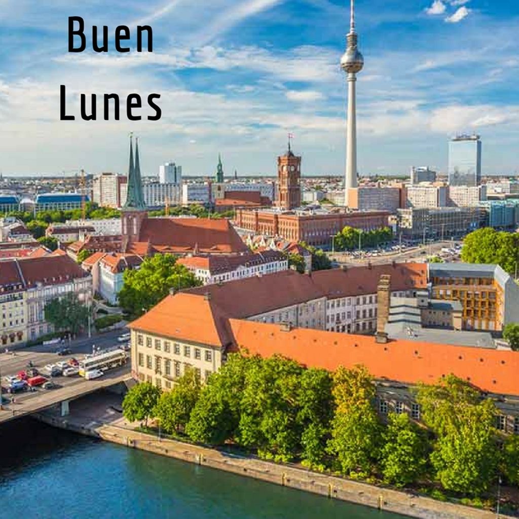 InterWayViajes's tweet image. Buen comienzo ♥
De fondo, la espléndida ciudad de #Berlín. Esta semana te la proponemos como destino