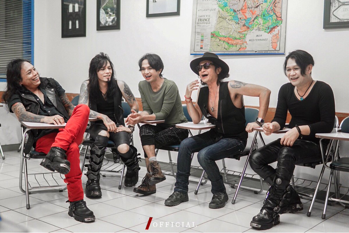 It is about a Family. More than a band. #nikmatiaja #rifband