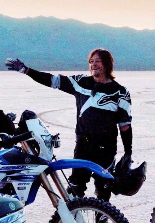 _HunterDixon's tweet photo. A year ago this amazing show came out! Ride With Norman Reedus. I'm so pumped for season two!! https://t.co/N9LIOL6hPp