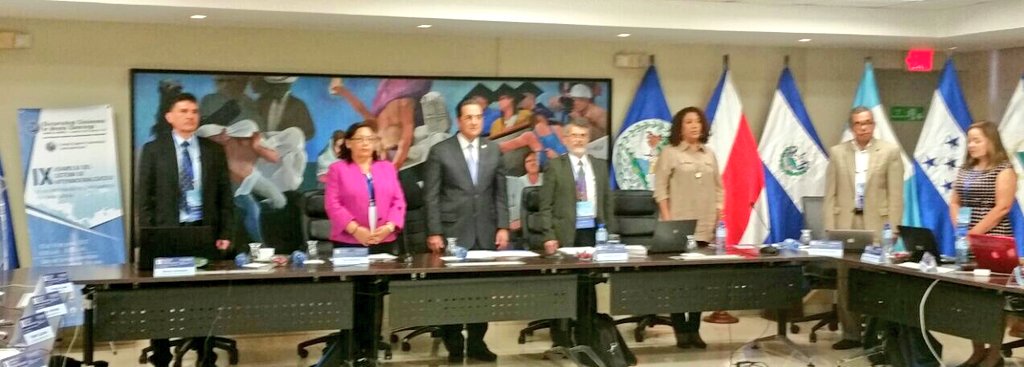 UniversidadUASD's tweet photo. Con himnos Nacional y UASD inicia IX Reunión del Sistema de Internacionalización de las Universidades de Centroamérica y el Caribe #SIESCA. https://t.co/0QcLtA6G0p