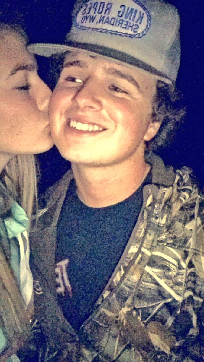 MacyMarshall1's tweet photo. In 398 days, most people will not be able to pronounce my last name 💕😁  #Icantwait #inlove https://t.co/2C4UfLQJKZ