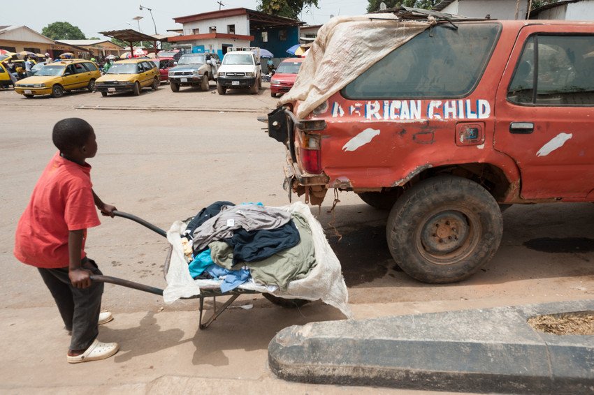 PlanGlobal's tweet photo. Today is International Day Against #ChildLabour. The @UN estimates some 168 million children remain trapped in child labour. #NoChildLabour https://t.co/VYdNDNg4Gw