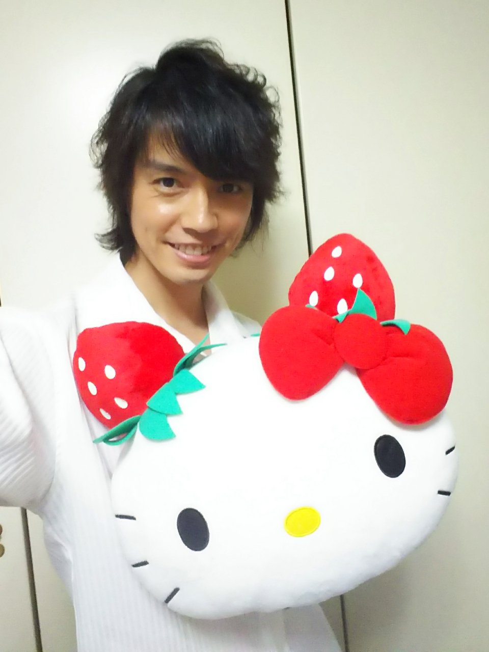 تويتر イチゴミン على تويتر イチゴマン企画 担当編集 キティguyの村上幸平です サンリオキャラクター大賞終了いたしました イチゴマン ダークグレープマン ハニーモモ そしてハローキティに投票いただきました皆様 ありがとうございました 結果発表は7月 تويتر イチゴミン على تويتر イチゴマン企画 担当編集 キティguyの村上幸平です サンリオキャラクター大賞終了いたしました イチゴマン ダークグレープマン ハニーモモ そしてハローキティに投票いただきました皆様 ありがとうございました 結果発表は7月