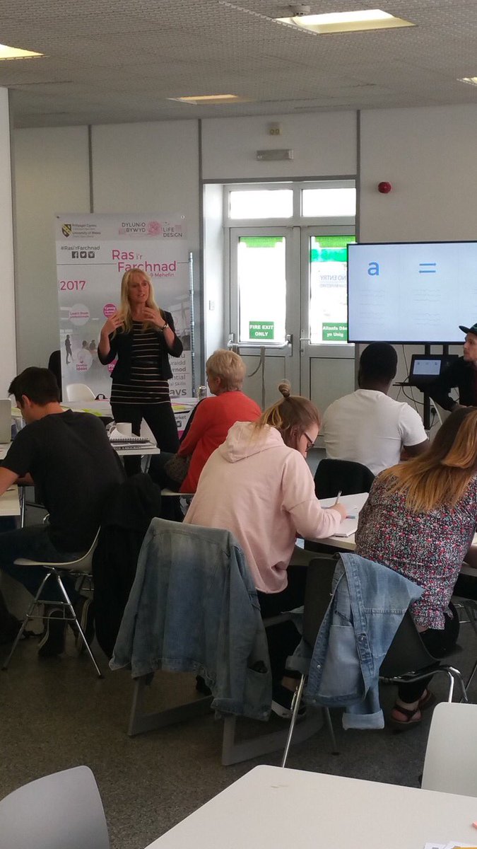 UWTSD's tweet photo. UWTSD students celebrate a successful Apprentice-style event! #racetomarket #enterprise @UWTSDStudents @StudyUWTSD https://t.co/b8GSsSLbCg https://t.co/HNXhRwq5hq