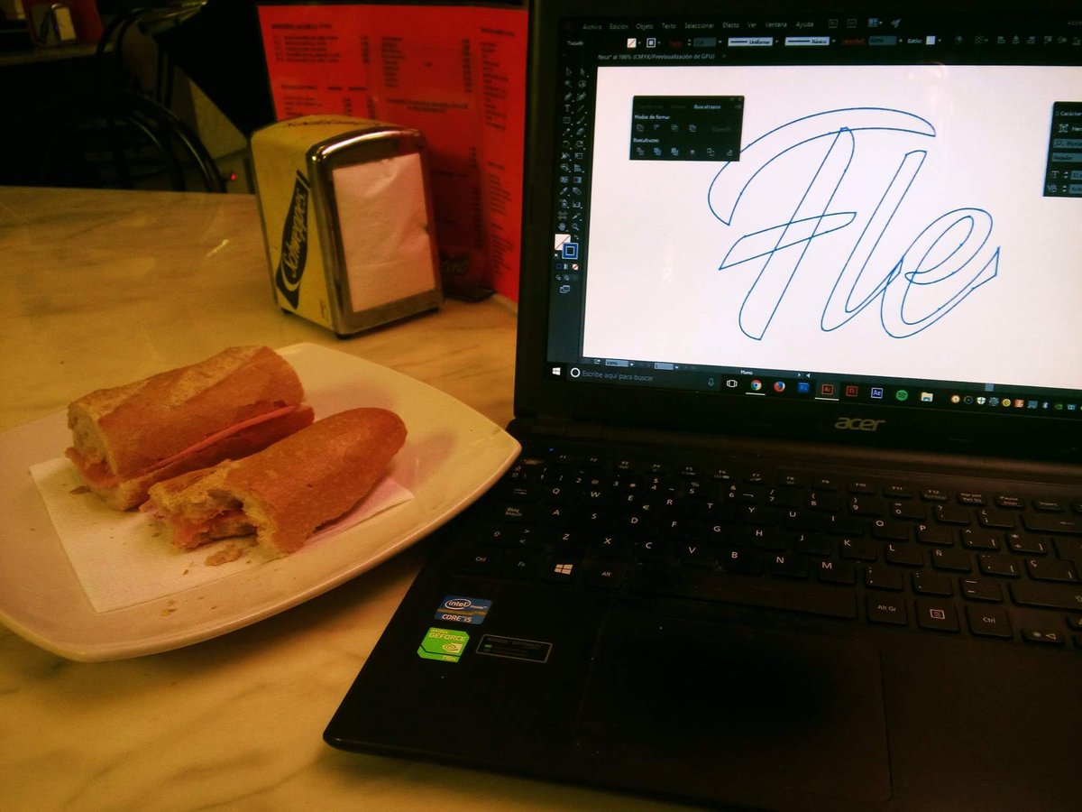 txell_illustr's tweet photo. #FelizLunes de trabajo desde el #PrenAlgo. #workinprogress #illustrator #lettering #vectorizando #baresquelugares https://t.co/gJl8i0NtWh