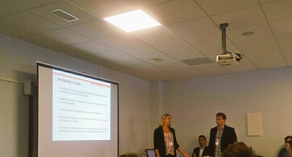 Marta_mog6's tweet image. Hanna and Pontus in the last communication before the ☕ break. Congratulations! #activebrains4all