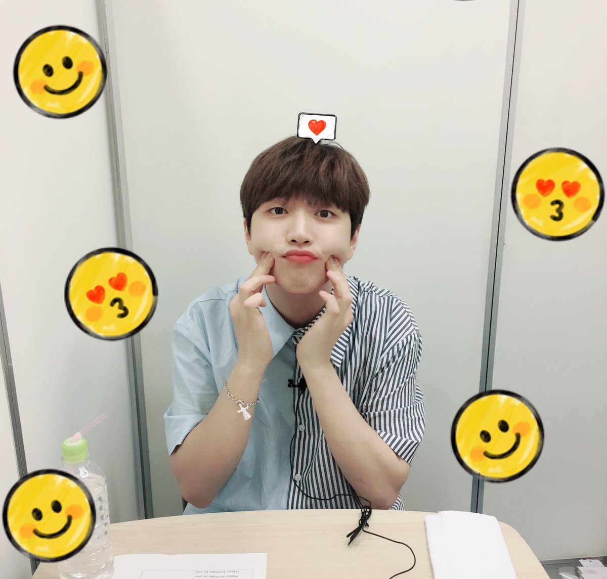 B1A4official_jp's tweet photo. BANA げんき⁇

むにむに

〜B1A4は #Be_the_one tour中〜
#B1A4 #BANA #サンドゥル https://t.co/eQRLbBL1bd