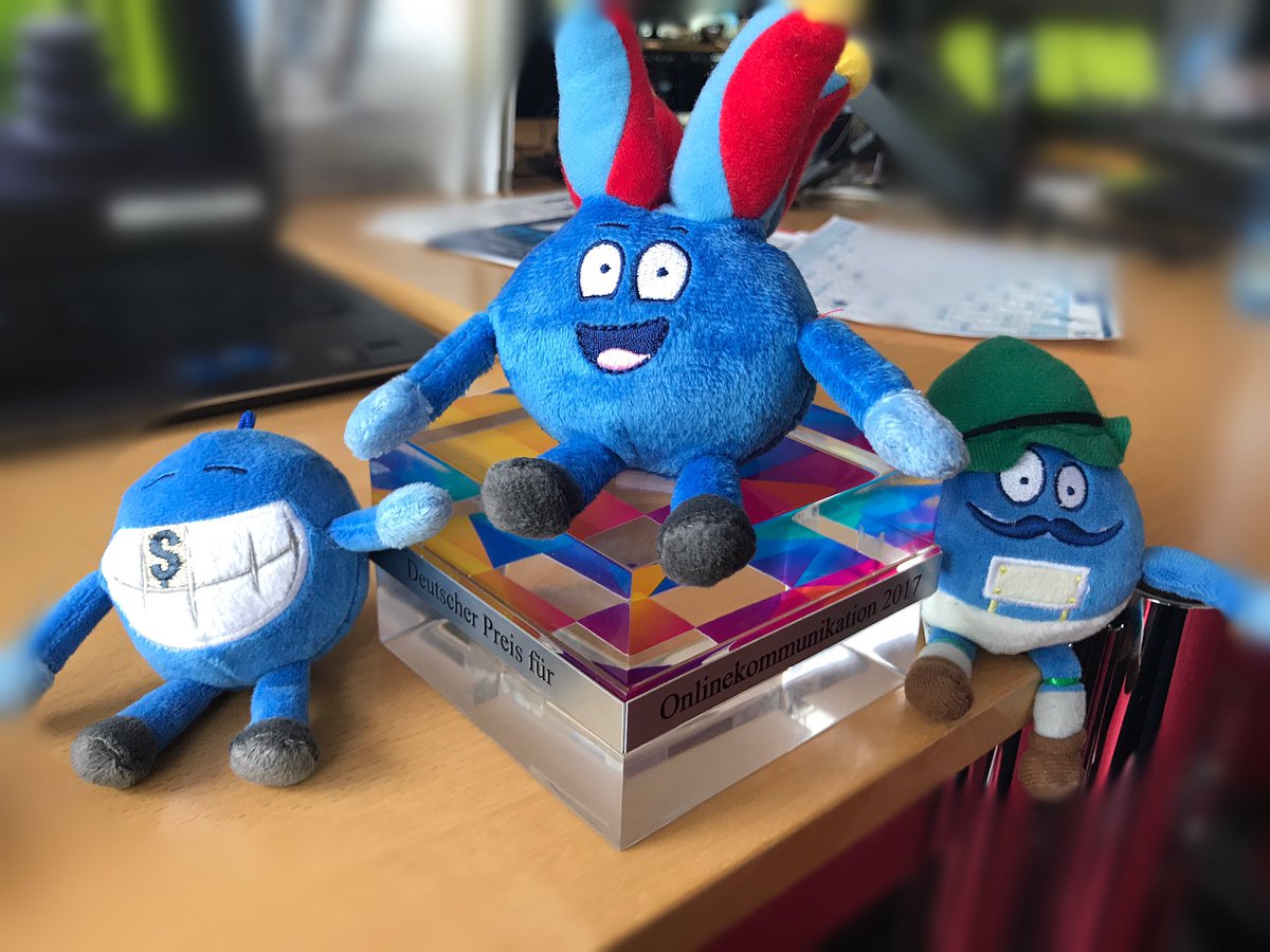 ClaudiaGreisel's tweet image. Herzlich willkommen in der Familie! @onlinepreis für die #paybackapp  #dpok #ichmachblau @Presse_PAYBACK @PAYBACK_Careers @PAYBACK_de