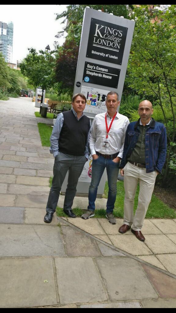 Los docentes d <a href="/SaludUPNA/">Ciencias Salud UPNA</a> <a href="/mikelizquierdo_/">Mikel Izquierdo</a> Mikel #RobertoAguado y #MiguelBarajas de visita en el <a href="/KingsCollegeLon/">King's College London</a> #CienciasFisiológicas