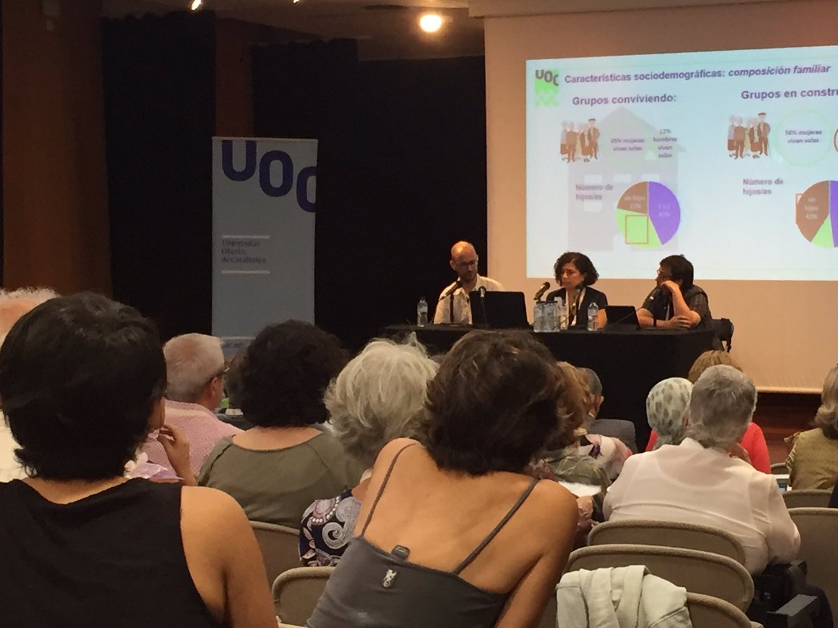 Presentando los resultados de nuestro proyecto en la jornada de hoy en Barcelona #cohousing