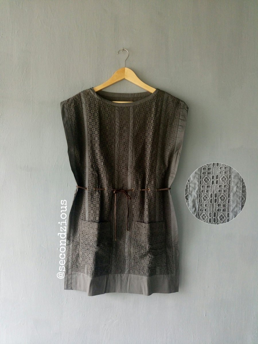 secondzious's tweet image. Lautremon Dress Katun Brokat 
P 82 LD 95 UK M | Prc 75K
Info &amp;amp; Detail =&amp;gt; line.me/ti/p/~secondzi…