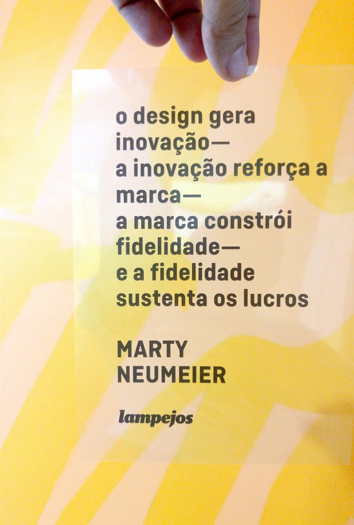 lampejos tweet media