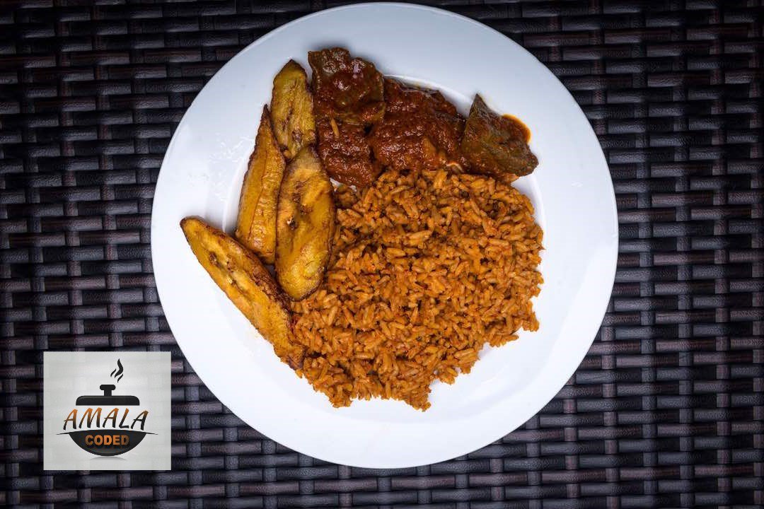 AmalaCoded's tweet image. Treat yourself to some nice Nigerian #Jollofrice or #MoiMoi today at @Amalacoded #Wuse II, #Abuja. facebook.com/Amala-Coded-15…