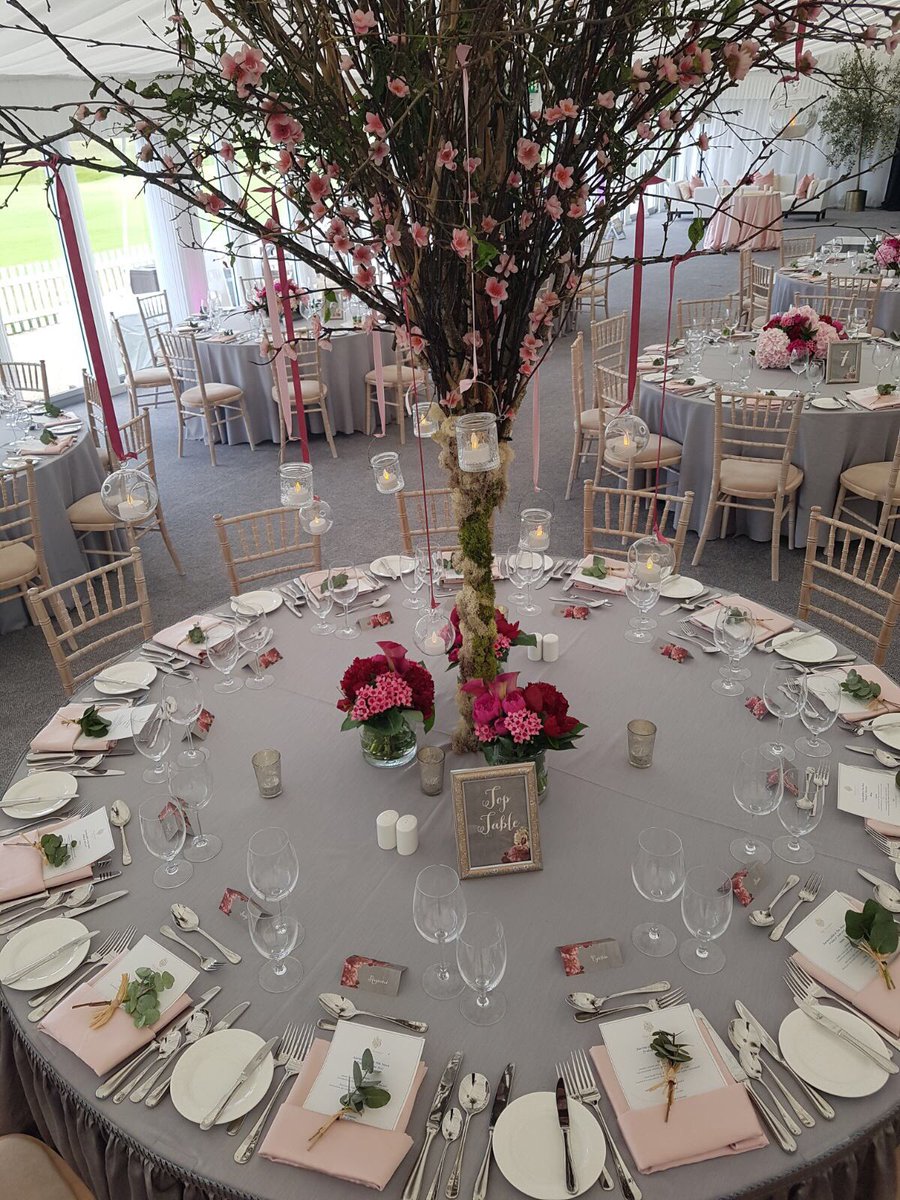 got_chacovered's tweet photo. A snapshot of our most recent Wedding in @TrumpDoonbeg, how beautiful is the Wisteria Centrepiece! #Weddings #IrishWedding #Doonbeg #Events https://t.co/7RdoiysThS