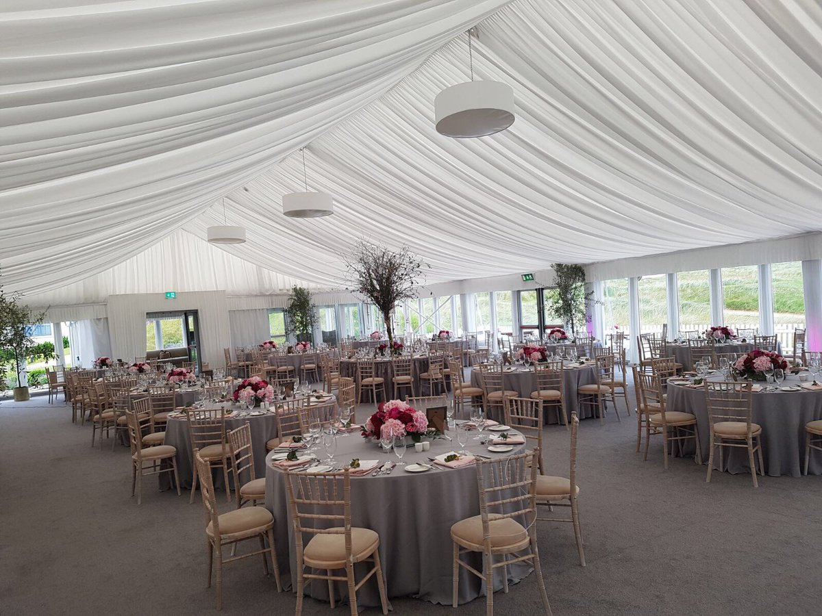 got_chacovered's tweet photo. A snapshot of our most recent Wedding in @TrumpDoonbeg, how beautiful is the Wisteria Centrepiece! #Weddings #IrishWedding #Doonbeg #Events https://t.co/7RdoiysThS