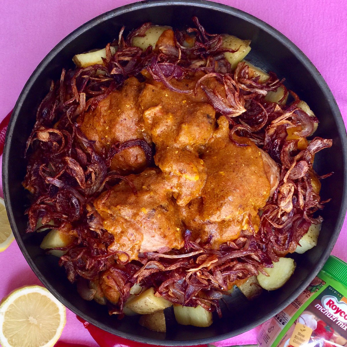 ChefAliMandhry's tweet photo. New recipe alert Chicken in tomato yoghurt sauce with potatoes and fried onions recipe up on FB page #HaveYourChoice https://t.co/8igaQp4ssQ https://t.co/IfDTzPodVY