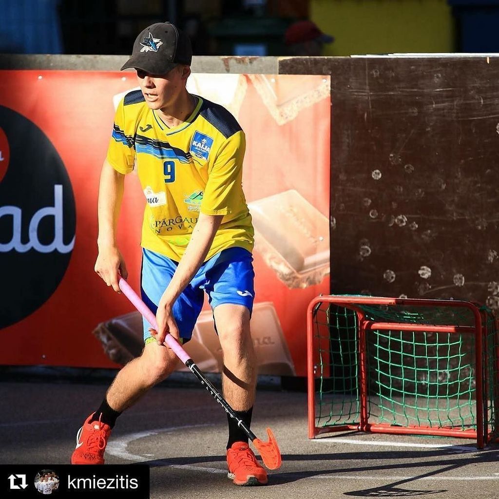 Time to play outside!
#fatpipe 
#Repost <a href="/kmiezitis/">Kristiāns Miezītis</a> (<a href="/get_repost/">Repost</a>)
・・・
"Put your heart, mind, and soul into even your smallest acts. This is …