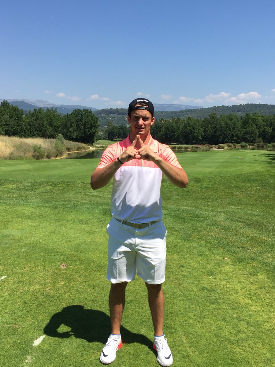 Challenge accepté <a href="/Dimitri_Thillet/">Dimitri Thillet</a>,Je nomine <a href="/TimeaOfficial/">Timea Bacsinszky</a> <a href="/WRenard/">Wendie Renard</a> <a href="/alexandreruiz/">𝗔𝗹𝗲𝘅𝗮𝗻𝗱𝗿𝗲 𝗥𝘂𝗶𝘇</a> pour soutenir #Paris2024 avec <a href="/spopets_FR/">SPOPETS</a>