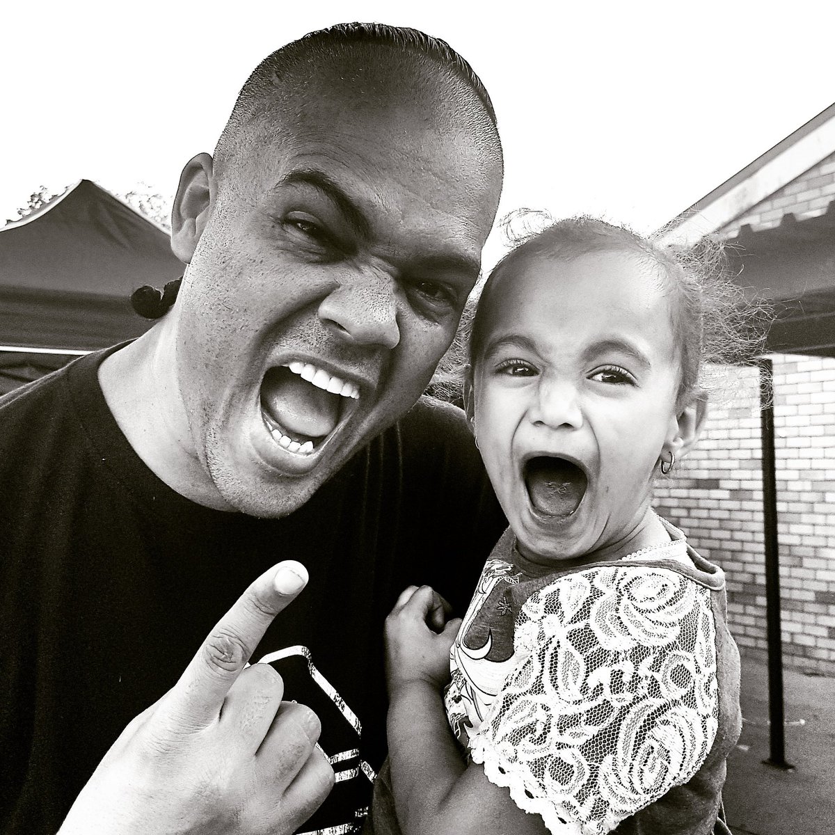 GroveMasters's tweet image. She rocked  #TheNoiseMaker Face