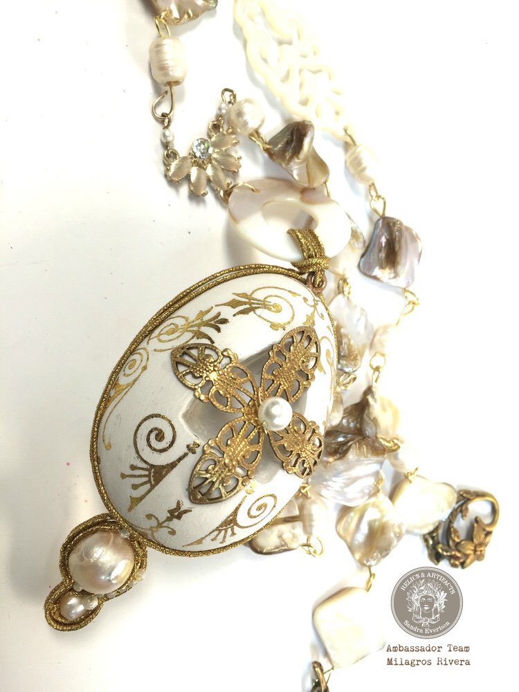 milagroscrivera: A secret Shrine, Relics and Artifacts milagroscrivera.blogspot.com/2017/06/a-secr…