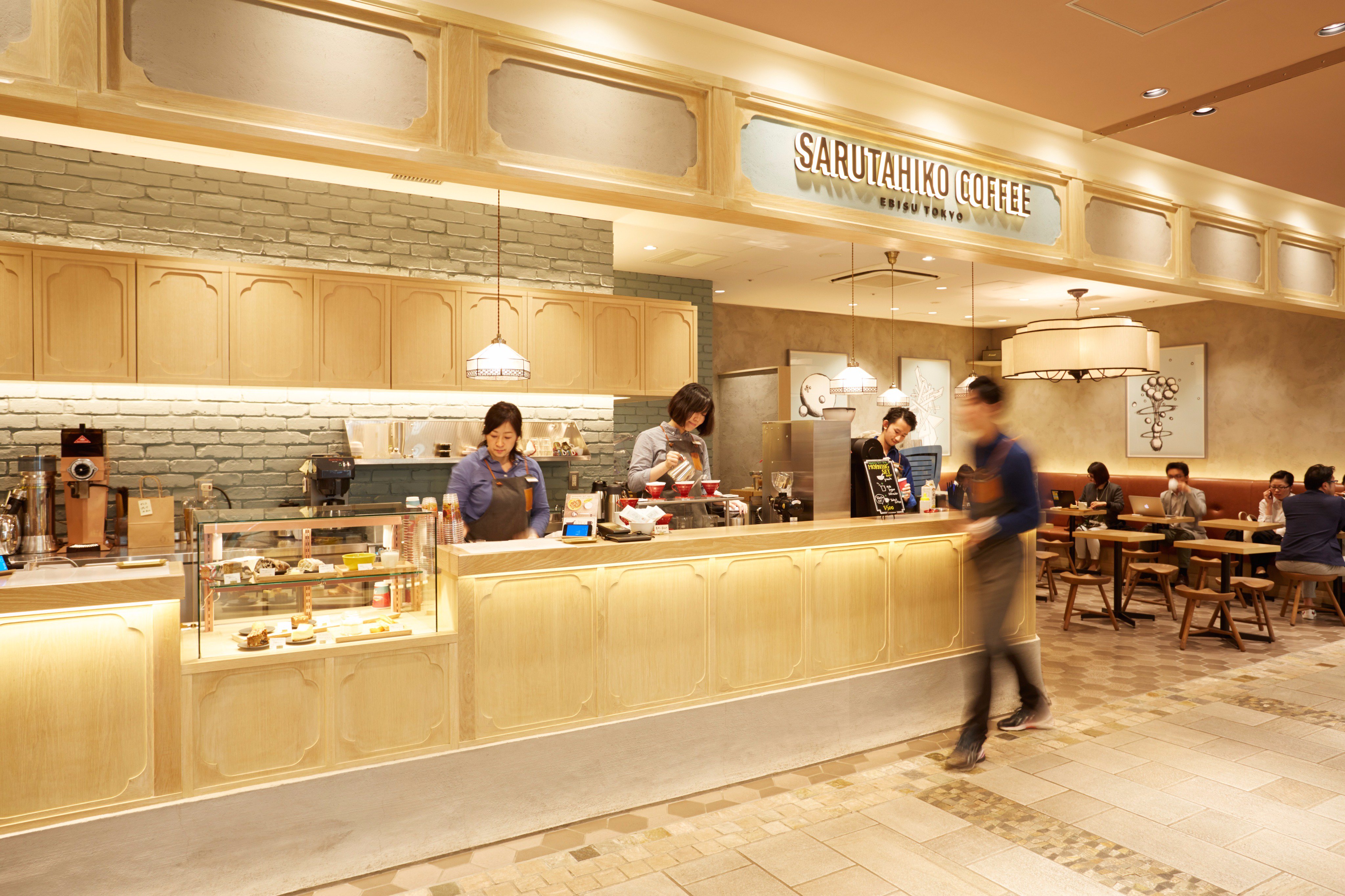 猿田彦珈琲 アトレ恵比寿店では 6 12からjreポイントカードの会員様限定で アイスコーヒー ドリップバッグ カフェオレの元などの商品 3240円以上のお買い上げで 送料が無料 になるキャンペーンを行っています プレゼントを贈る際やこれからの