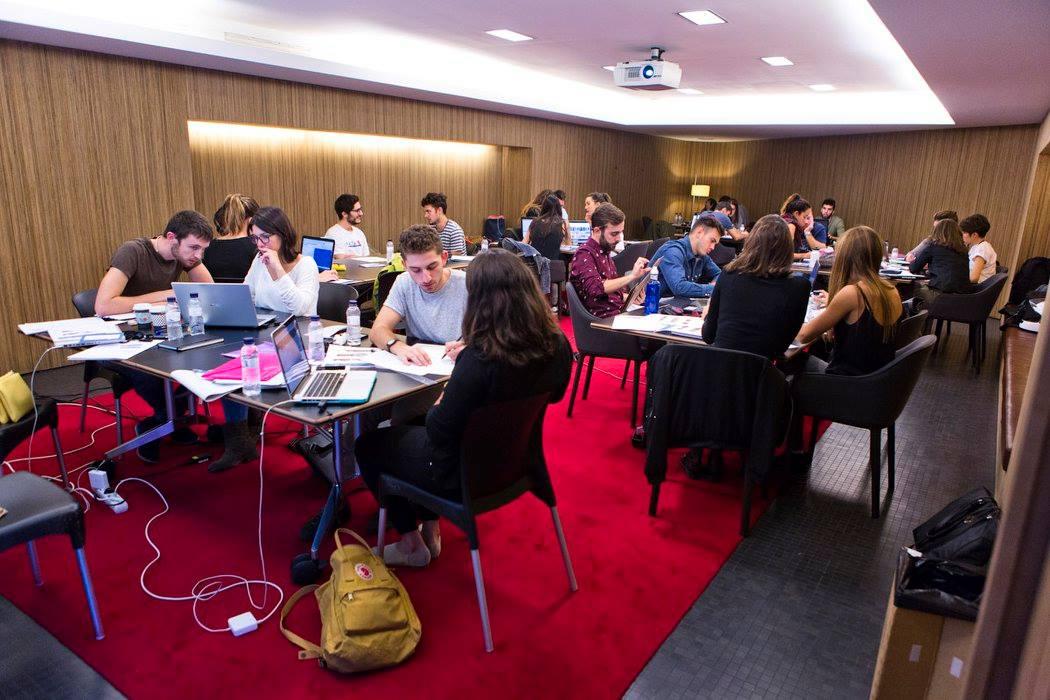 ParkerHarrisCo's tweet photo. #Students last chance to register for @RocaUK's #onedaydesignchallenge. Deadline: 14 June https://t.co/OUhMowbMkU via @ARTSTHREAD #DesignOpp https://t.co/lveumKFvmC