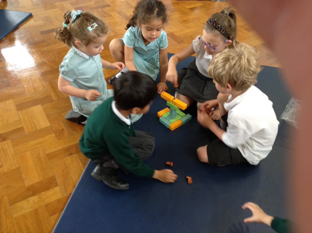 BrometPrimary's tweet photo. Visit from @happypuzzle today. Great start to #ProblemSolvingWeek https://t.co/C29N8JFxZ4
