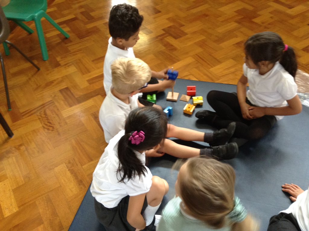 BrometPrimary's tweet photo. Visit from @happypuzzle today. Great start to #ProblemSolvingWeek https://t.co/C29N8JFxZ4
