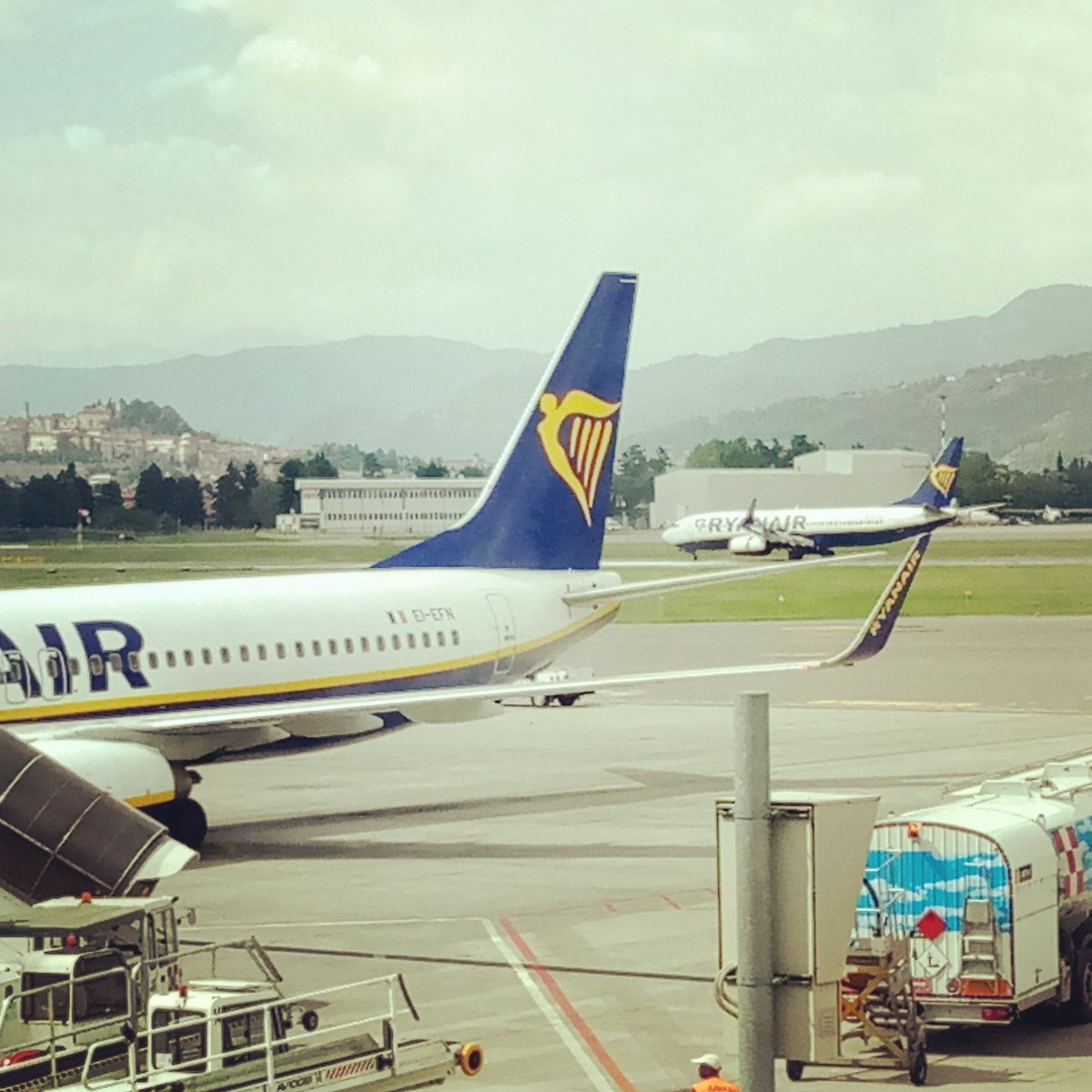 #Mondaymotivation #Flights #airlines #milanbergamoairport