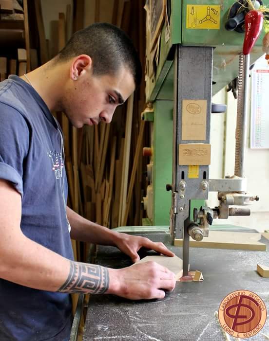 labartparlato's tweet photo. Spesso dimentichiamo l’importanza del lavoro manuale, per fortuna non tutti ...
#lunedi #artsjobs #MondayMotivaton 

https://t.co/wOEjLKjE7P https://t.co/sbj0WyzDE5