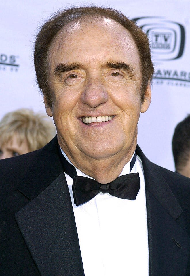 Happy 87th Birthday to JIM NABORS! Love this incredible medley with Gomer and Carol Burnett:  