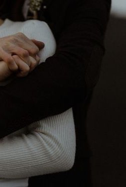 Şöyle olamadık seninle