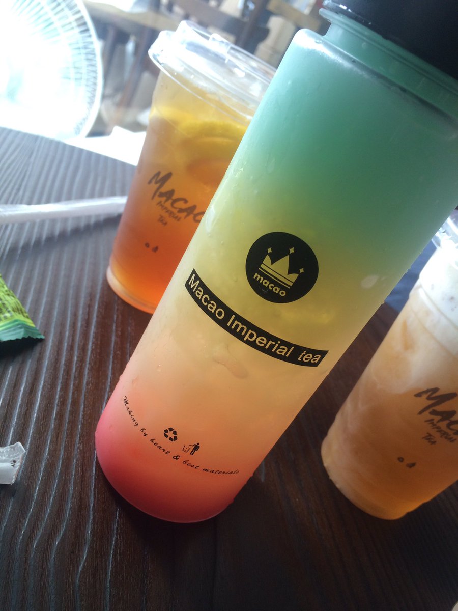 alMONDIEee's tweet photo. What just opened? New date and hangout place with my friends π #macaoimperialtea #foodtriping #tryingnewplaces https://t.co/mGjkWDUH1O