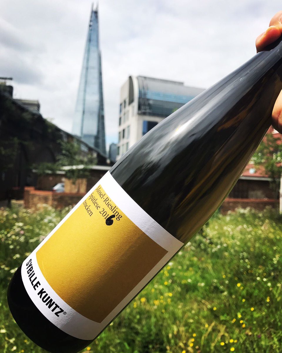 The '16s are here. <a href="/Sybille_Kuntz/">Sybille Kuntz</a> says '16 could top the stellar '15s. Find out for yourself Weds 3-8pm <a href="/CalClubLondon/">The Caledonian Club</a> #rieslingrocks